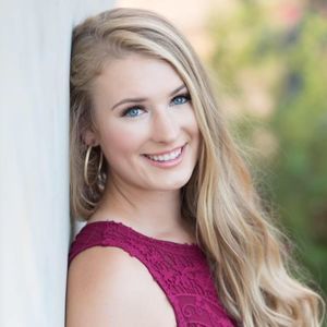 Meet your Posher, Lauren